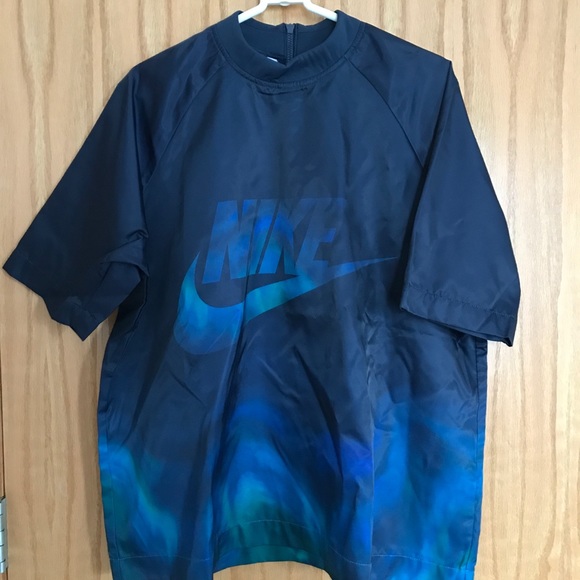 Nike Polyster Aurora Top - Picture 1 of 7